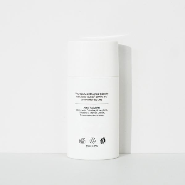 Radiant Sunscreen Lotion spf 50 - Image 5
